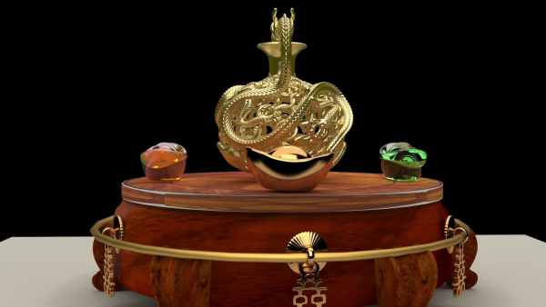 Chinese golden  dragon vase