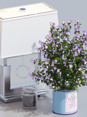 Decorative set with a vase for flowers