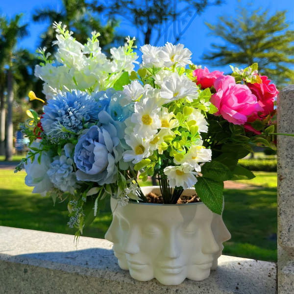 Face planter Pot with drainage - Vase STL file