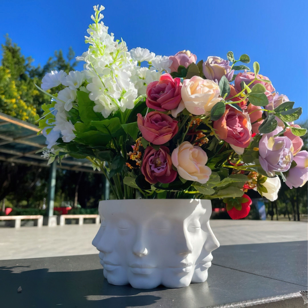 Face planter Pot with drainage - Vase STL file