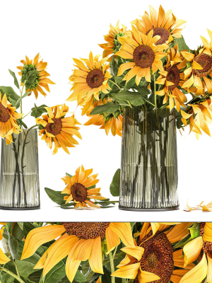 Flower bouquet of sunflowers in a vase 119